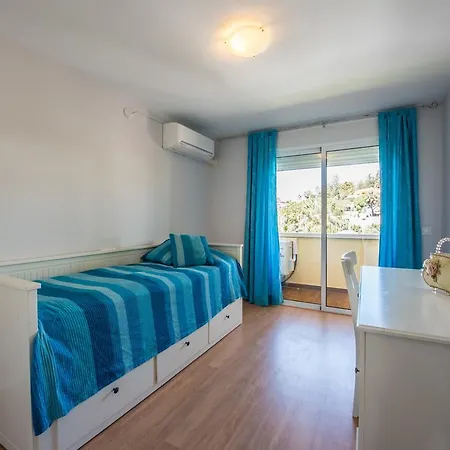 Duplex Las Chapas * Марбелья